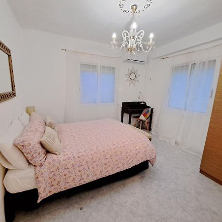 Apartamento Acogedor Con Wifi Valensiya Dış mekan fotoğraf
