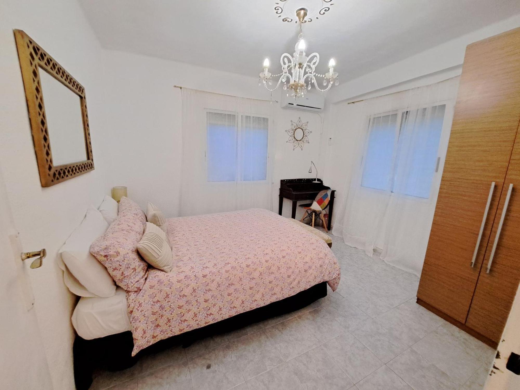 Apartamento Acogedor Con Wifi Valensiya Dış mekan fotoğraf